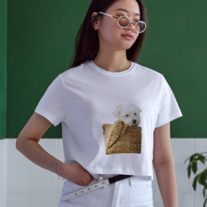 Camiseta blanca con perro