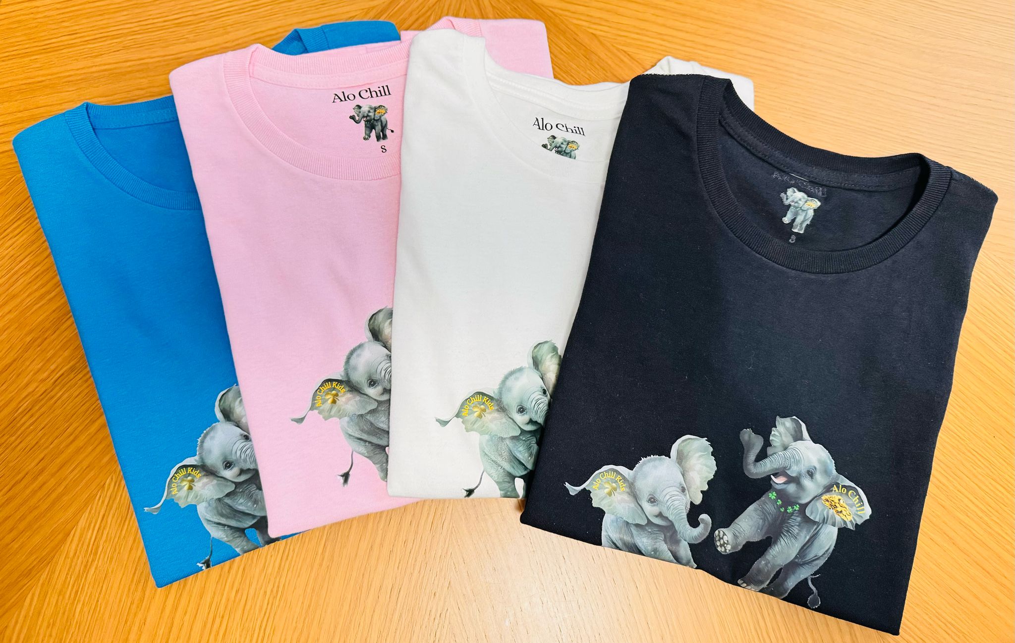 Alochill Signature Elephant T-Shirt. - Imagen 2